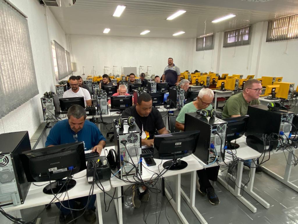 ESCOLA DE GOVERNO OFERECE CURSOS DE CAPACITAÇÃO PARA A GM E SECRETARIA DE SERVIÇOS PÚBLICOS