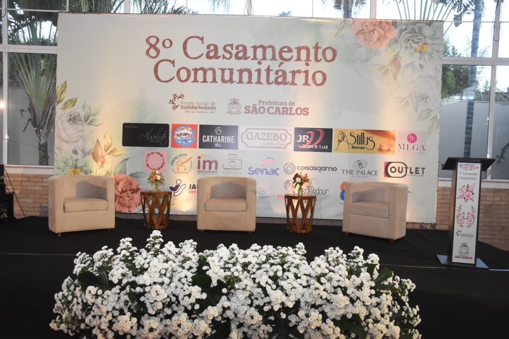 34 CASAIS OFICIALIZAM UNIÃO NO CASAMENTO COMUNITÁRIO