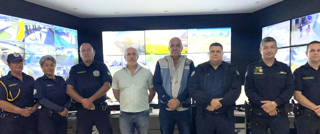 GUARDA MUNICIPAL DE MOCOCA VISITA CENTRO OPERACIONAL DA CORPORAÇÃO DE SÃO CARLOS