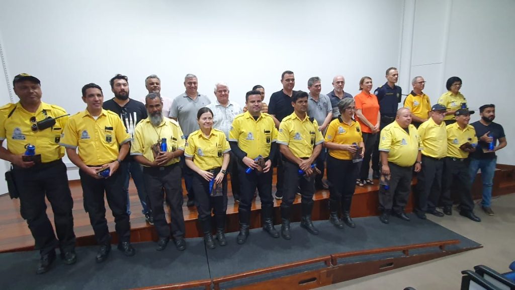 HOMENAGENS AOS AGENTES DE TRÂNSITO ENCERROU A SEMANA NACIONAL DO TRÂNSITO EM SÃO CARLOS