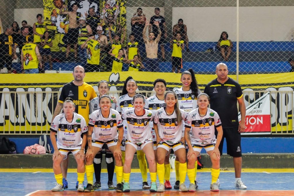 EQUIPE APOIADA PELA PREFEITURA CONQUISTA TÍTULO INTER-ESTADUAL DE FUTSAL FEMININO