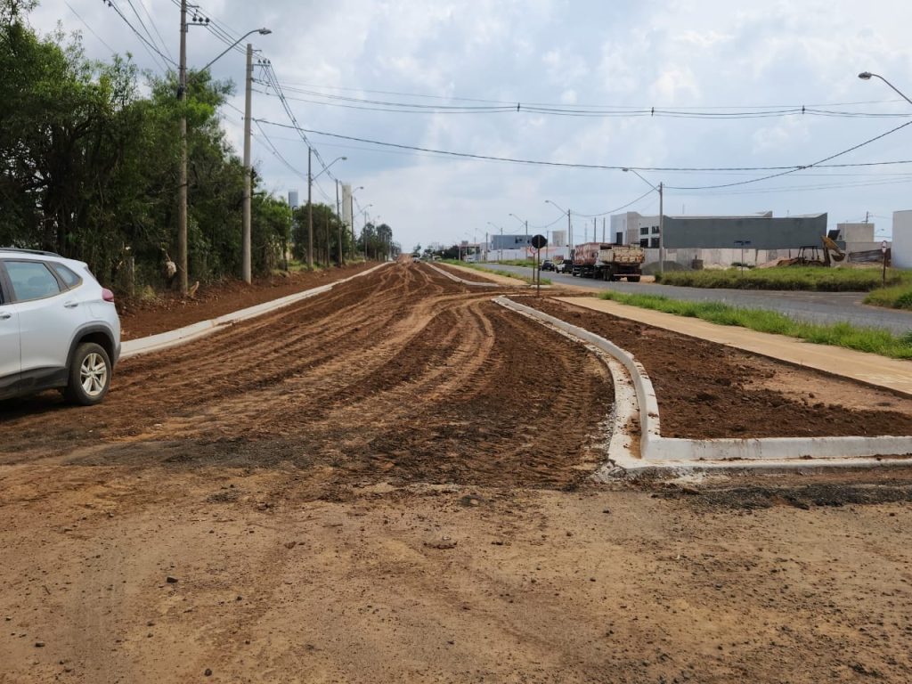 JARDIM EMBARÉ E DISTRITO DE ÁGUA VERMELHA RECEBEM OBRAS DO PROGRAMA NOSSA RUA