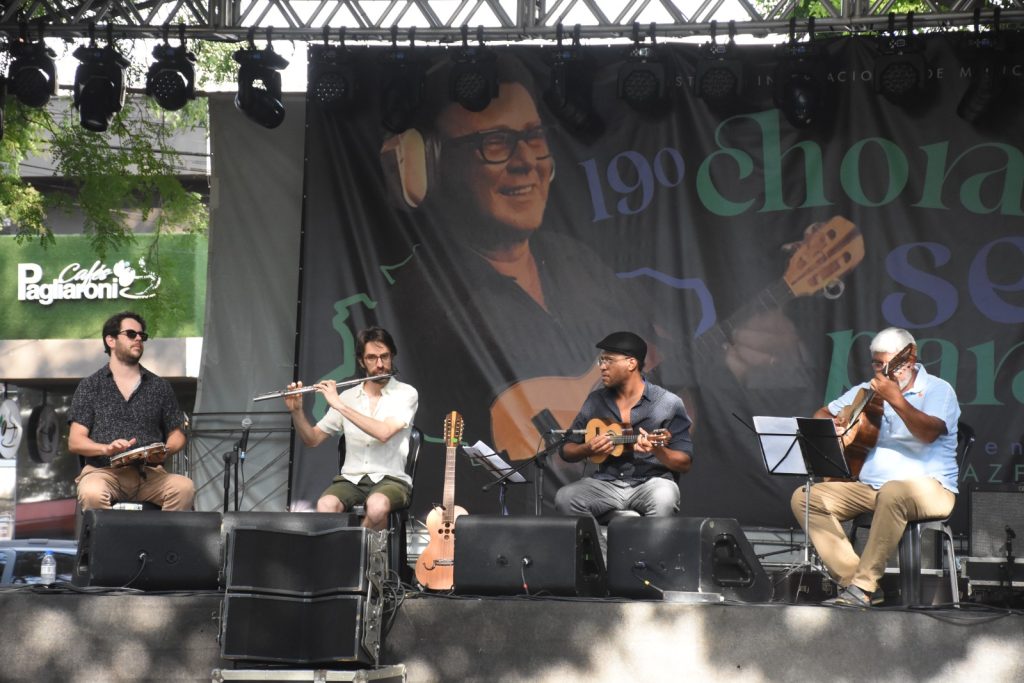 19º CHORANDO SEM PARAR REUNIU 12H DE MÚSICA E CULTURA NA PRAÇA XV DE NOVEMBRO