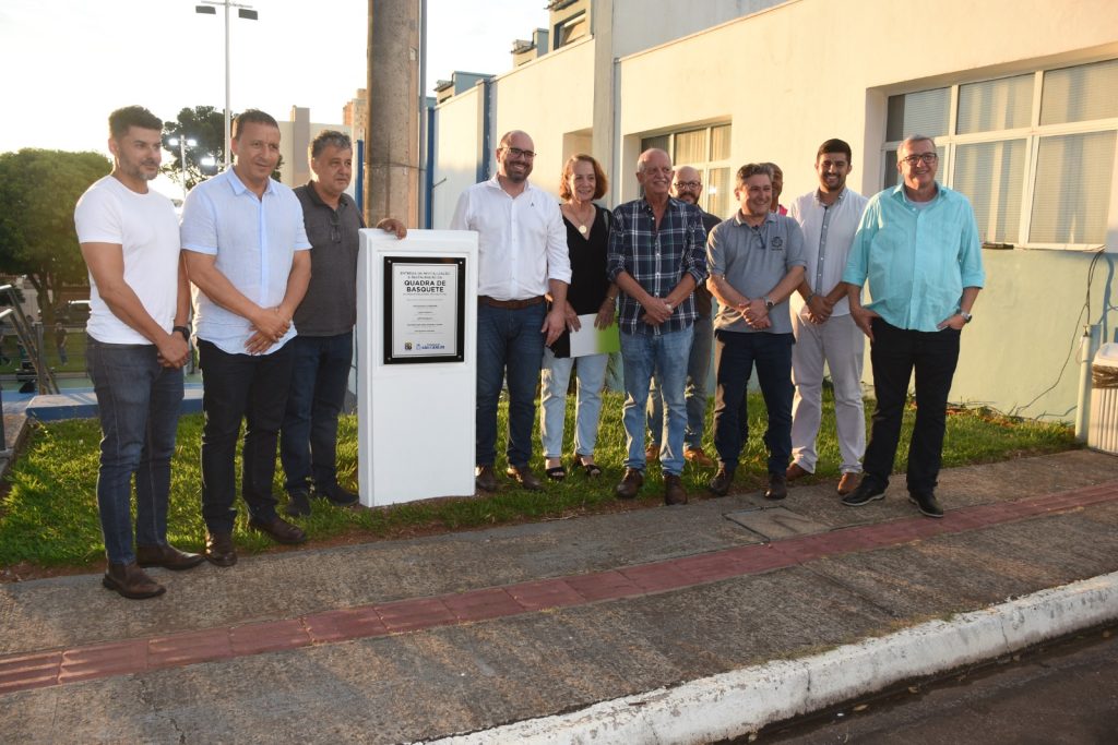 FESC REINAUGURA QUADRA DE BASQUETE DO CAMPUS DA VILA NERY