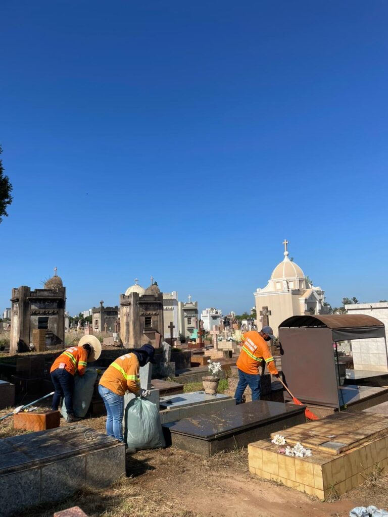 PREFEITURA CONTRATA EMPRESA PARA REALIZAR LIMPEZA DIÁRIA DOS CEMITÉRIOS