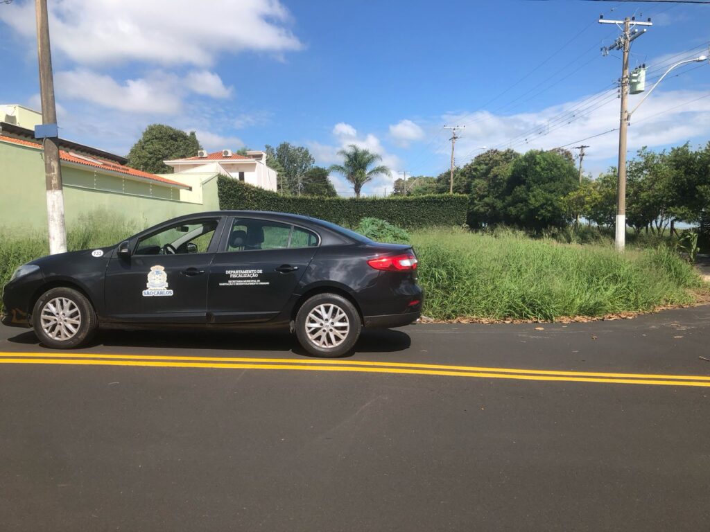 DEPARTAMENTO DE FISCALIZAÇÃO E PROMOTORIA ALERTAM PROPRIETARIOS SOBRE A LIMPEZA DE TERRENOS PARTICULARES