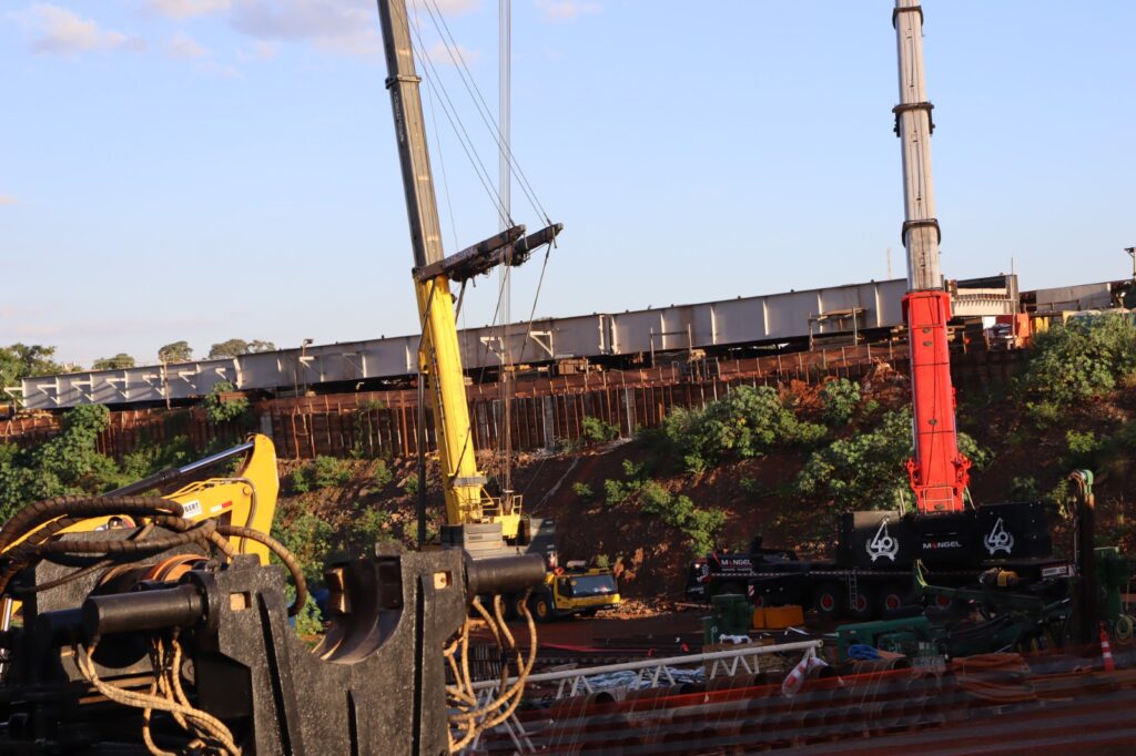 RUMO REALIZA IÇAMENTO DA PONTE PARA RESOLVER O IMPACTO DAS ENCHENTES NA ROTATÓRIA DO CRISTO