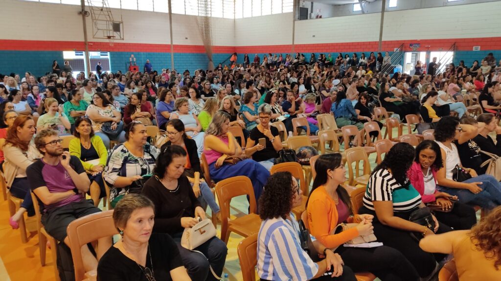 SECRETARIA DE EDUCAÇÃO REALIZA A 2ª PARADA PEDAGÓGICA DA EDUCAÇÃO INFANTIL