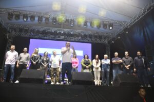 56ª FESTA DO CLIMA REÚNE MILHARES DE PESSOAS NA PRAÇA DO MERCADO