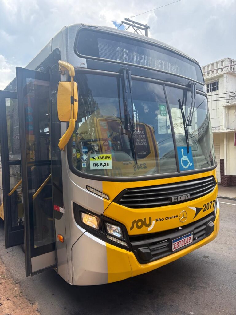 LINHAS DE TRANSPORTE COLETIVO VOLTAM A OPERAR EM SEUS ITINERÁRIOS NORMAIS