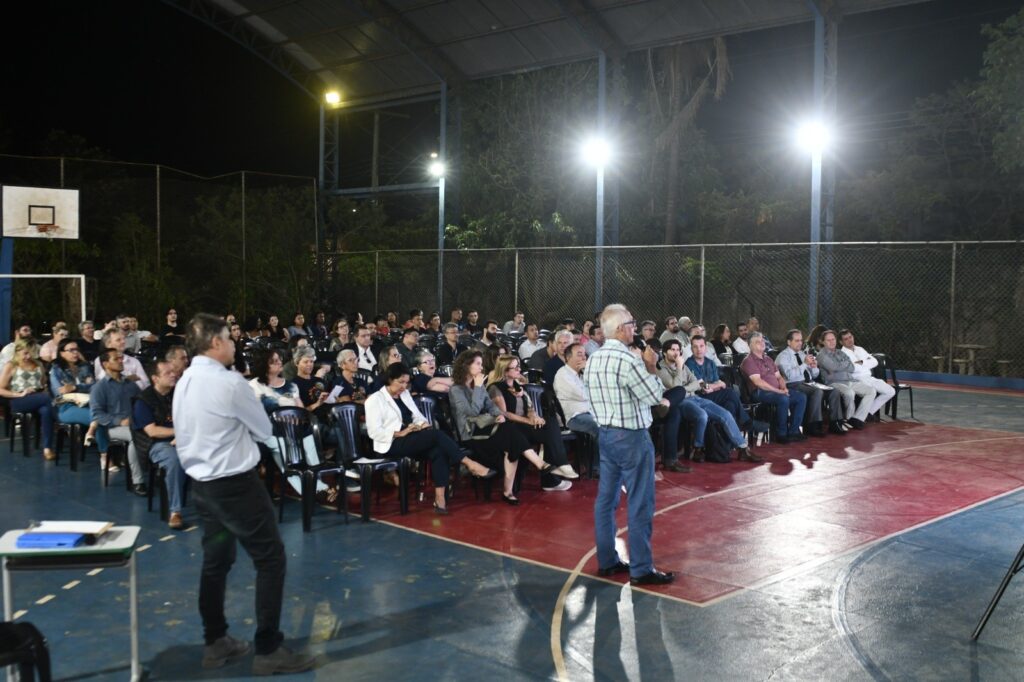 AUDIÊNCIA PÚBLICA SOBRE PLANO DIRETOR REÚNE MORADORES, AUTORIDADES E MINISTÉRIO PÚBLICO