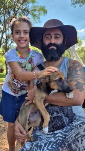 FEIRA DE ADOÇÃO GARANTE NOVOS LARES PARA 13 ANIMAIS EM SÃO CARLOS