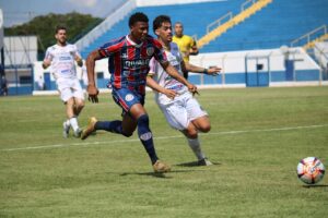 LUISÃO ABRE AS PORTAS PARA TORCIDA ACOMPANHAR TREINO DO GRÊMIO SÃO-CARLENSE ANTES DA SEMIFINAL